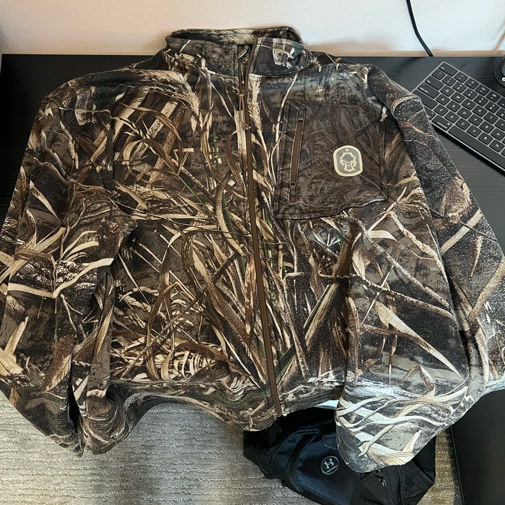 Camouflage Zip-Up Jacket